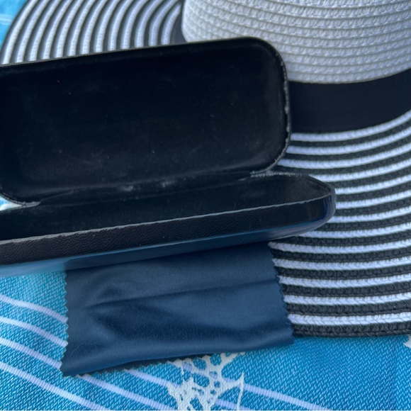 Lucky Brand Sunglasses, NWOT - Picture 3 of 11